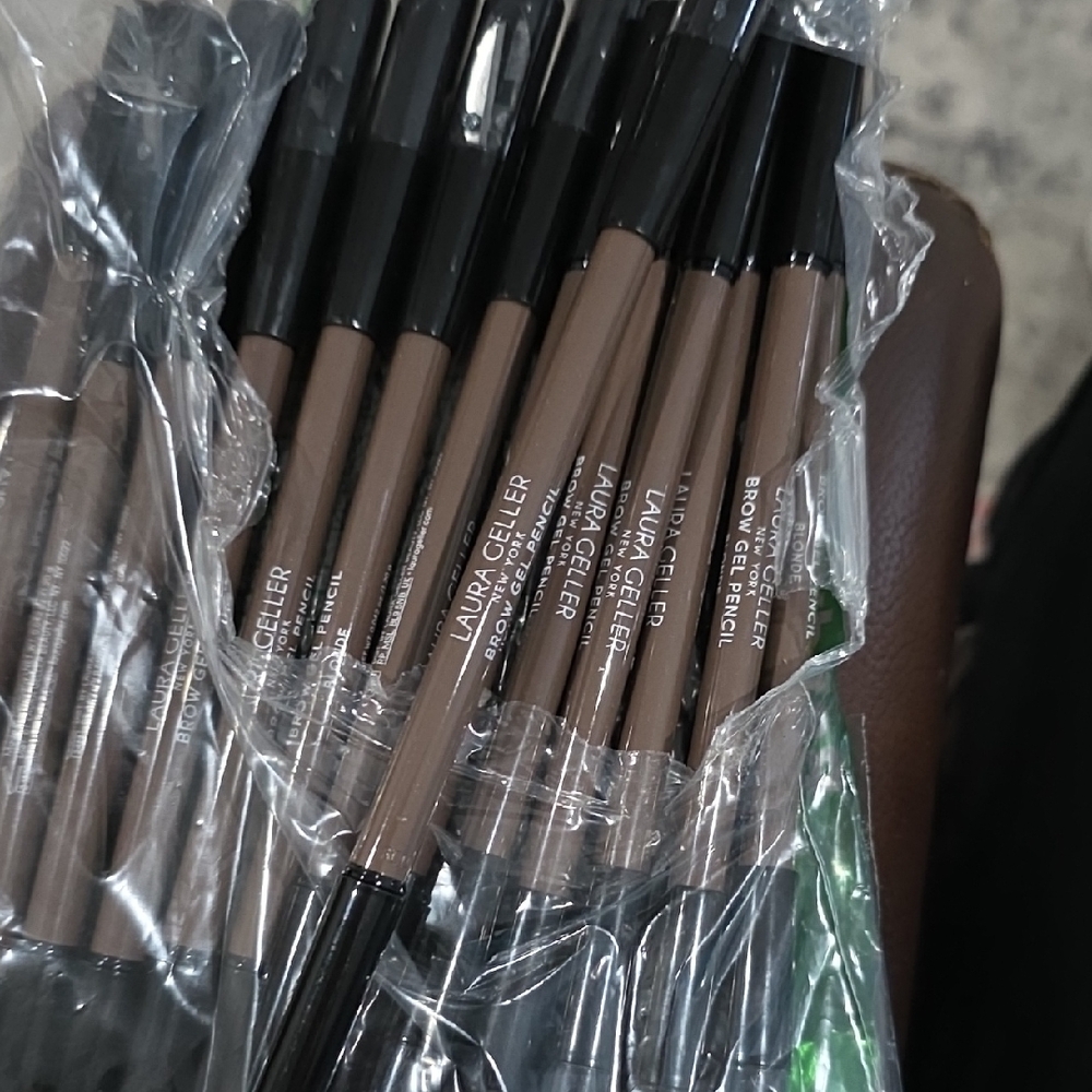 Laura Geller Brow Pencil Collection in Brown Set 12 Color Ash Blonde/ Lig Brown